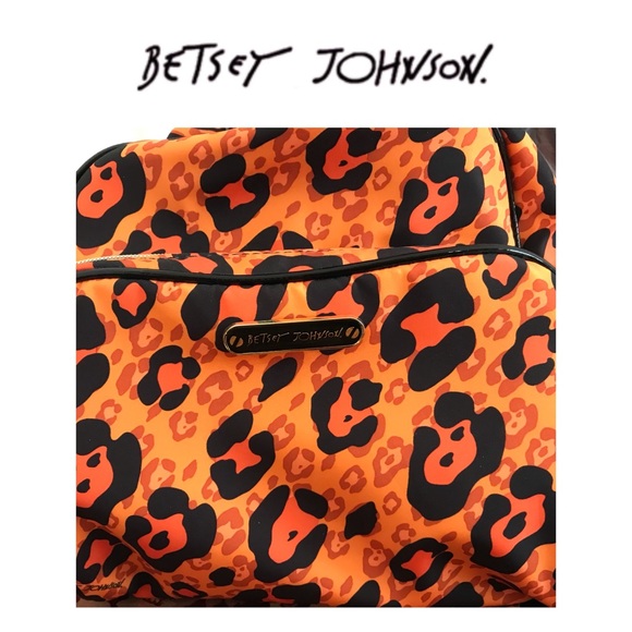 NWT Betsey Johnson Large Weekender / Duffel Bag - Picture 6 of 8